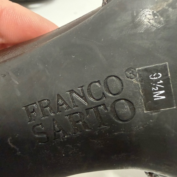 Franco Sarto Dark Brown Croc-Embossed Kitten Heel Buckle Mule Sandals Sz 9.5 - Picture 7 of 9